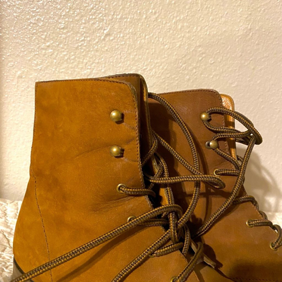 Vintage Nine West Soft Leather Suede Boots - Picture 6 of 13